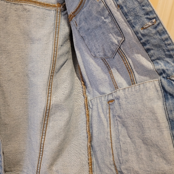 Denim jacket - Picture 2 of 4